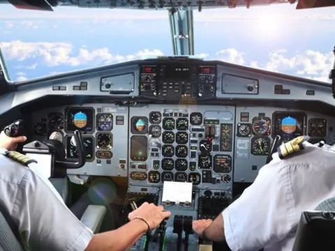 Xác định nguồn tiền lương bổ sung để Vietnam Airlines trả cho phi công người Việt