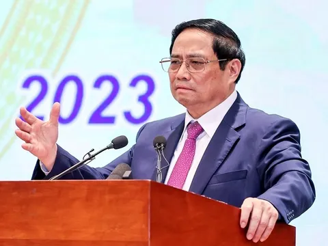 Thủ tướng yêu cầu Ngân hàng Nhà nước sửa xong Thông tư 06 gỡ vướng về vốn trong 2 ngày tới