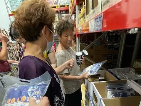 Muối 'cháy hàng' ở Trung Quốc sau khi Nhật Bản xả nước nhiễm xạ từ nhà máy Fukushima