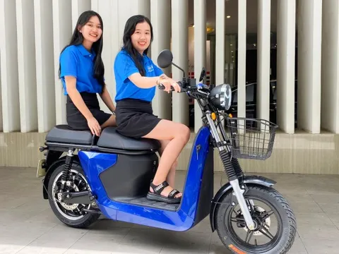 Selex Motors cho ra lò mẫu xe mới, sử dụng pin xe để làm "tủ lạnh di động"