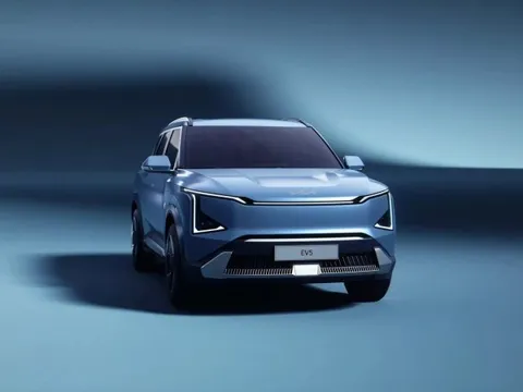 Kia EV5 chính thức ra mắt: SUV nhỏ gọn đối đầu VinFast VF7