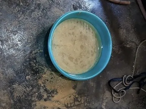 Hà Tĩnh: Tìm nguyên nhân giếng nước của một gia đình bị nhiễm dầu