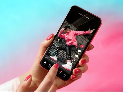 TikTok bùng nổ thay đổi thói quen dùng di động của người trẻ Việt