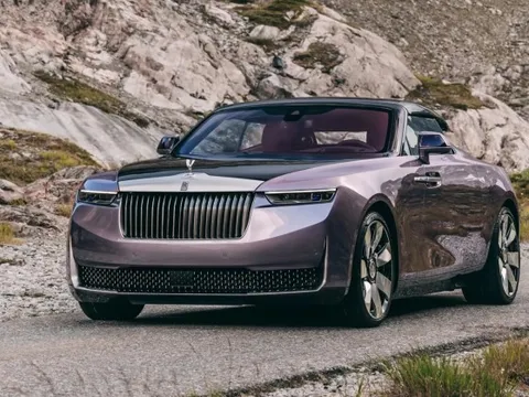 Đoán giá 2 siêu phẩm mới của Rolls-Royce: Mỗi chiếc giá gần 900 tỷ, đủ mua hơn 2.200 chiếc i10