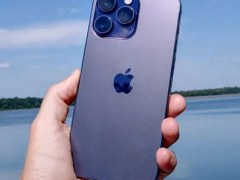 Thế giới Android nhận cú đánh "đau điếng" trước thềm ra mắt iPhone 15 mới