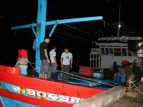 Ngư dân Quảng Ngãi kể giây phút bị tàu nước ngoài tấn công ở Hoàng Sa