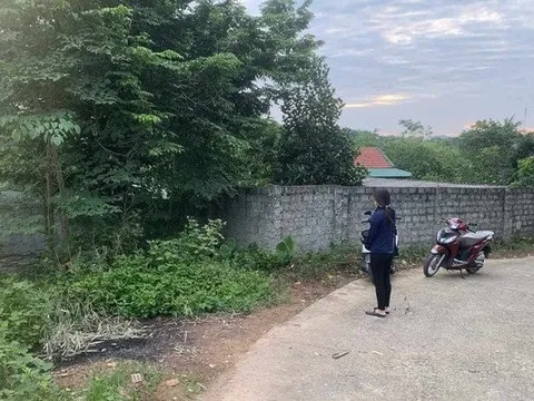 Phát hiện thi thể nguyên nữ Chủ tịch huyện trong bụi cây ven đường