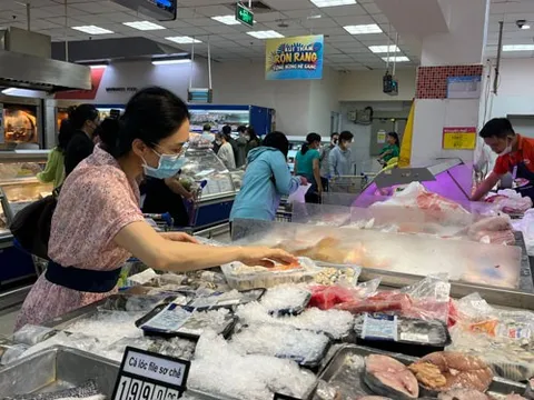 Khuyến mãi sớm để kích cầu dịp lễ