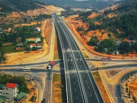 Thông xe thêm 2 tuyến, cao tốc Bắc - Nam xuyên suốt 251 km từ Hà Nội - Nghệ An