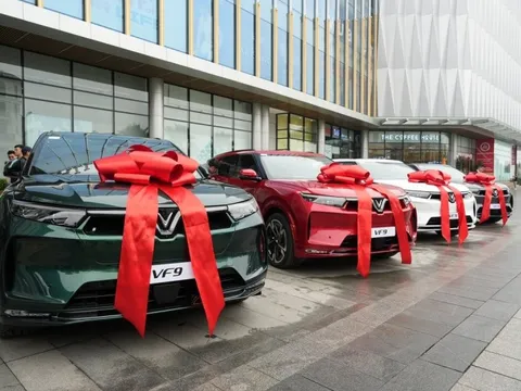 Cổ phiếu VinFast tiếp tục giảm hơn 10% ngay đầu phiên 31/8, mất mốc 40 USD/cp