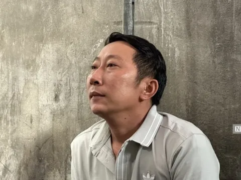 Vụ cháy ở Bình Thuận: Nước mắt người đàn ông khi không cứu được vợ con