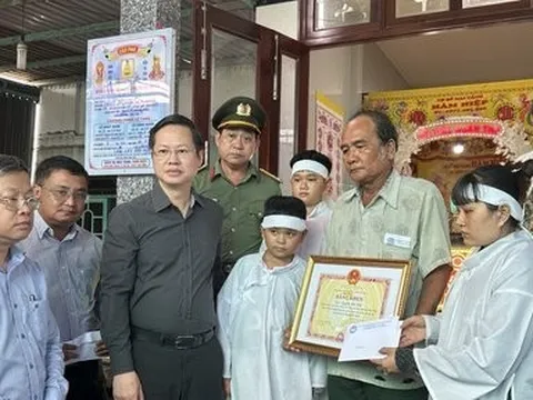 Vụ cháy ở Bình Thuận: Truy tặng bằng khen cho công dân dũng cảm cứu người