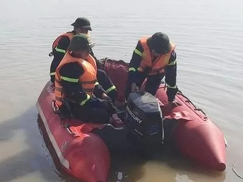 Nam thanh niên mất liên lạc, bỏ xe máy ở trên cầu bến Thuỷ