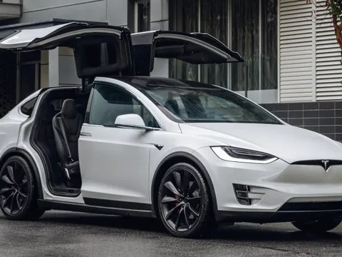 Tesla 'điên cuồng' giảm giá, có mẫu giảm 1 tỷ đồng: Hóa ra vì chung mục tiêu với VinFast