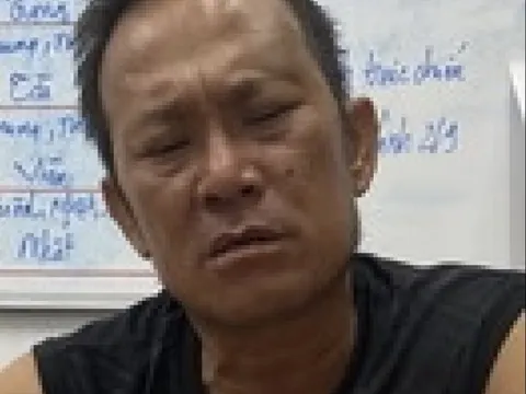 Bị chửi và đánh vì ép phụ nữ uống bia, người đàn ông đâm chết bạn nhậu