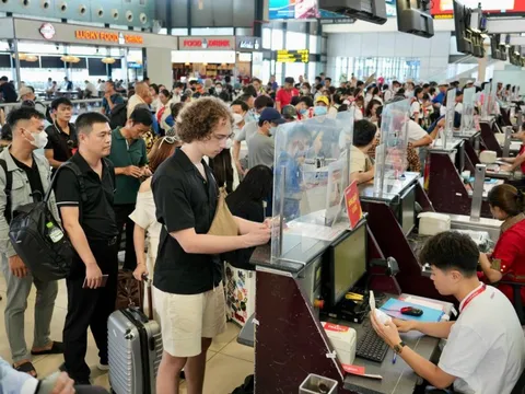 Hàng không mở bán vé Tết sớm với giá 1,9 triệu đồng chặng TP HCM - Hà Nội