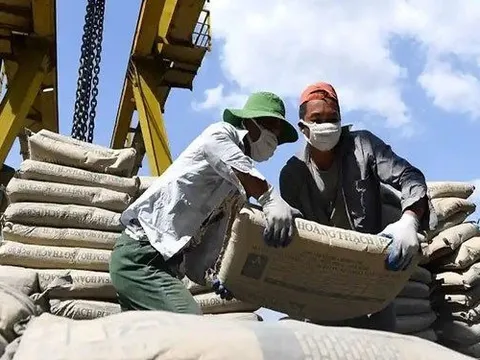 Một loại vật liệu xây dựng đang được Indonesia thu mua với giá rẻ kỷ lục: xuất khẩu tăng mạnh gần 400 lần, Việt Nam sở hữu sản lượng 100 triệu tấn/năm