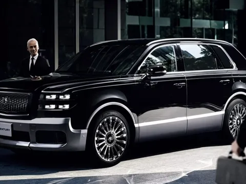 Khám phá SUV "chủ tịch" Toyota Century đầy sang trọng vừa ra mắt