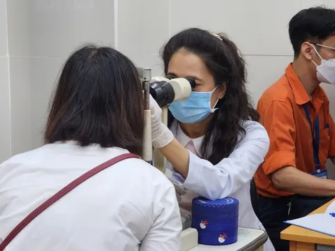 Đau mắt đỏ tăng cao, ngành y tế TP HCM đã tìm ra tác nhân gây bệnh