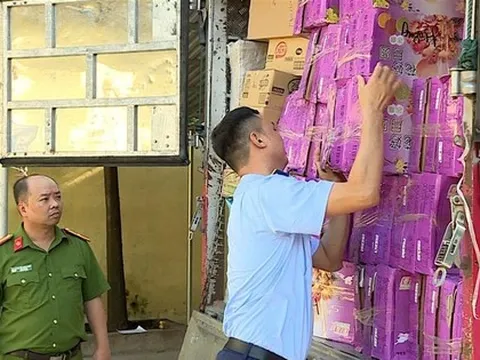 Phát hiện hàng nghìn chiếc bánh trung thu không rõ nguồn gốc