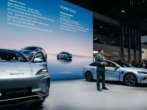 "Tượng đài" ô tô Đức lung lay trước các đối thủ "Made in China": Đầu tàu kinh tế EU đang gặp chuyện gì?