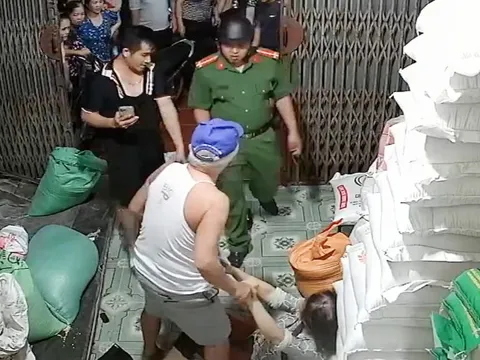 Cụ ông 81 tuổi dùng tuýp sắt đánh con dâu chấn thương sọ não