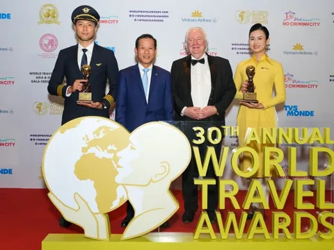 Vietnam Airlines nhận bốn giải thưởng lớn tại World Travel Awards
