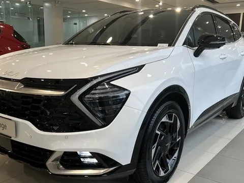 Sorento dưới 1 tỷ, Sportage chưa đến 800 triệu và nhiều xe Kia khác đồng loạt giảm giá tại Việt Nam
