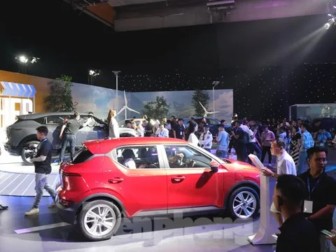 Bác đề xuất hỗ trợ 1.000 USD cho người mua ô tô điện: Chuyên gia, người tiêu dùng nói gì?