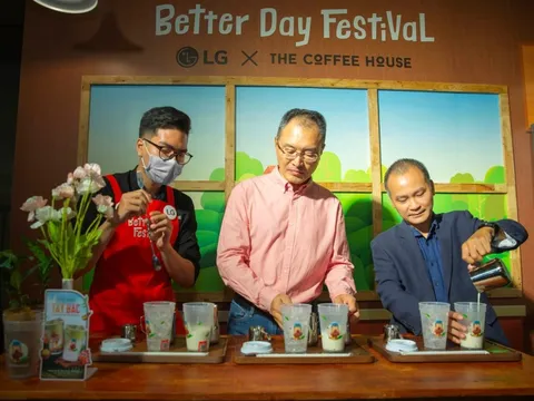 'Toan tính’ đằng sau cú bắt tay ngỡ chẳng liên quan giữa The Coffee House và LG Việt Nam