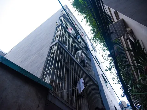 Cận cảnh hàng loạt chung cư mini bịt kín "không lối thoát"