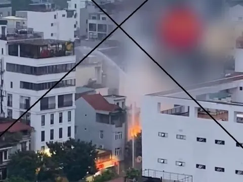 Công an lên tiếng thông tin "Tây Hồ cháy lớn nhiều người mắc kẹt"