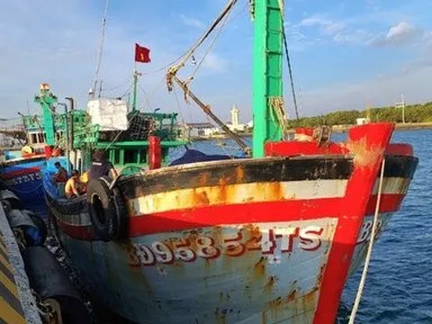 Hỗ trợ khắc phục, sửa chữa hệ thống tời lưới bị hỏng cho tàu cá