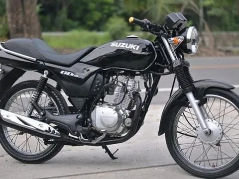 Những mẫu xe máy dáng cổ điển được lòng khách Việt