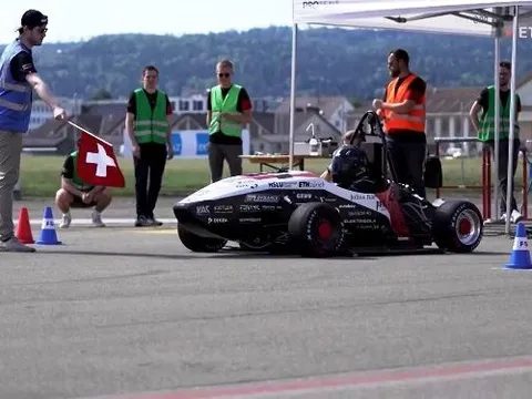 Chiếc xe điện phá kỷ lục thế giới về tăng tốc nhanh nhất