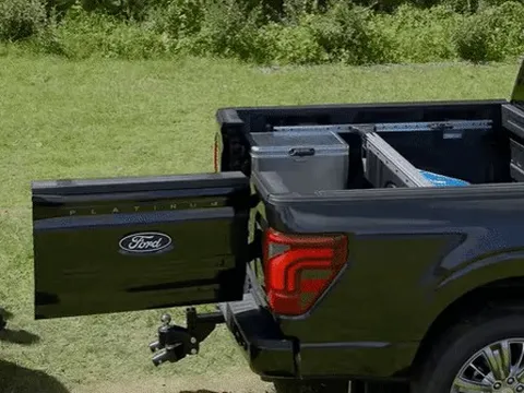 Ford F-150 nâng cấp cửa thùng độc đáo, rất tiện cho ai thường xuyên phải chở đồ phía sau
