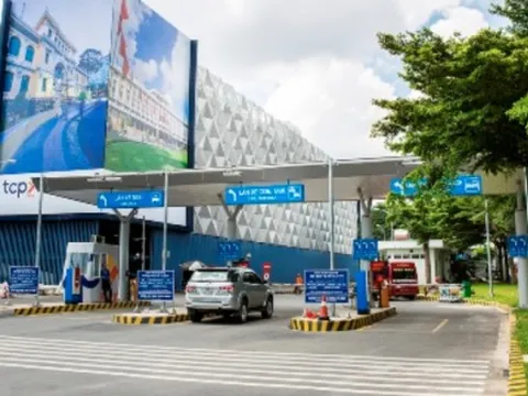 Khẩn trương xử lý số xe máy bị bỏ quên tại sân bay Tân Sơn Nhất