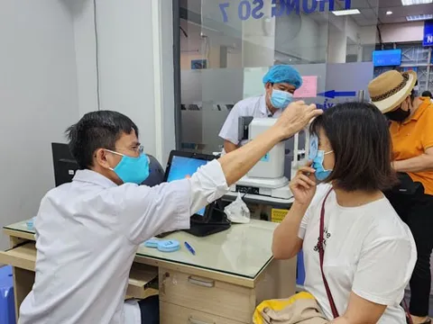 TP HCM: Yêu cầu các phòng khám tuân thủ quy định về đơn thuốc chữa đau mắt đỏ