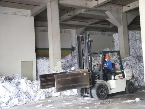 Định hình khung chiến lược xanh (*): Giải bài toán hạ tầng và năng lượng