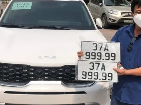 Biển số xe "siêu đẹp" trúng đấu giá có được bán lại không?
