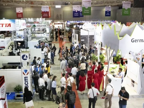 Sản xuất gỗ thông minh với VietnamWood 2023 tại SECC