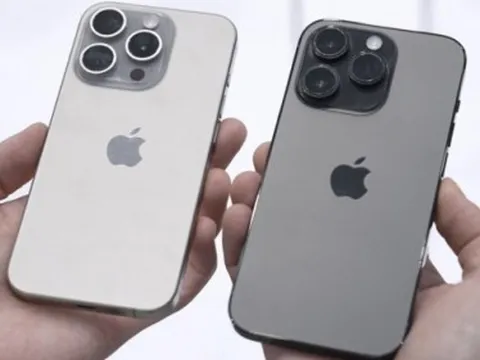 Mua iPhone 15 nhớ đừng mắc phải sai lầm này, tưởng vô hại nhưng có thể khiến máy hư hại nặng