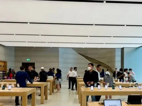 Người Việt sang Thái Lan, Singapore để mua sớm iPhone 15 nhưng năm nay đã có khác biệt