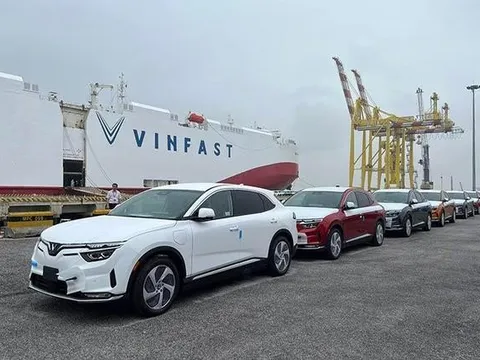 VinFast lần đầu công bố KQKD sau khi niêm yết: Doanh thu quý 2/2023 tăng 131% so với cùng kỳ, tổng tài sản đạt 4,9 tỷ USD