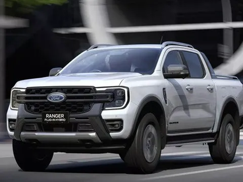 Ford Ranger hybrid ra mắt: Mạnh hơn Ranger Raptor, có chế độ chạy điện, thêm nhiều ổ điện hợp dân mê camping