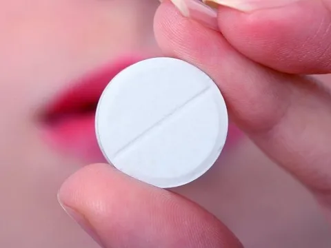 Đắk Lắk: Người phụ nữ nhập viện sau khi tự đặt mua thuốc phá thai