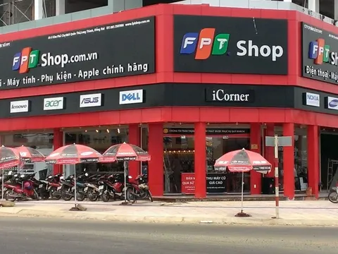 FPT Shop nhận được bao nhiêu đơn đặt cọc iPhone 15?