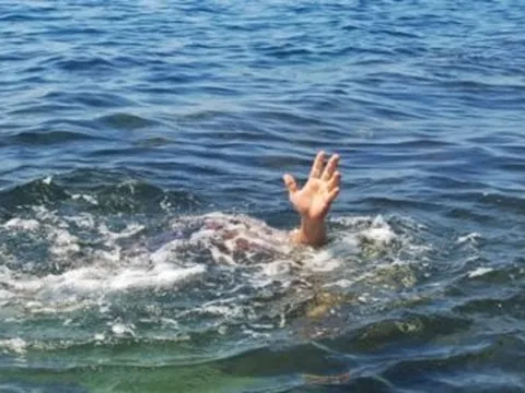 Tìm thấy thi thể 2 học sinh ở khu vực mỏ khoáng sản chưa hoàn thổ