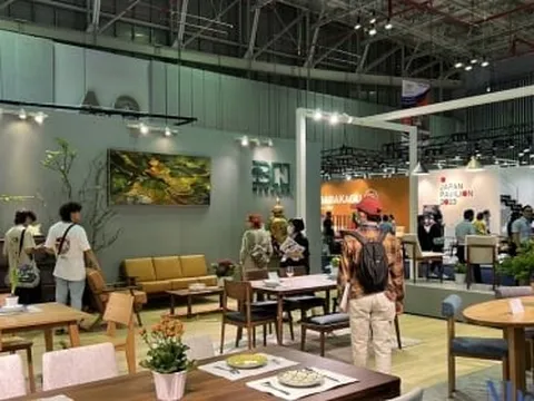 Doanh nghiệp gỗ sản xuất cầm chừng ngóng thị trường phục hồi