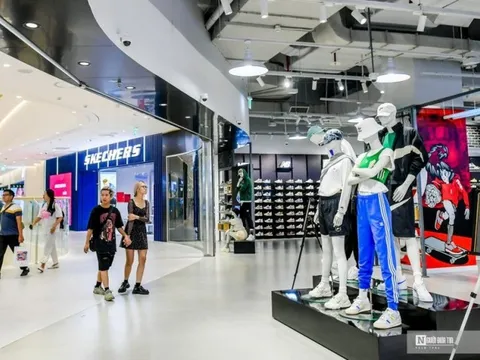 Bên trong trung tâm thương mại lớn nhất Thủ đô vừa khai trương